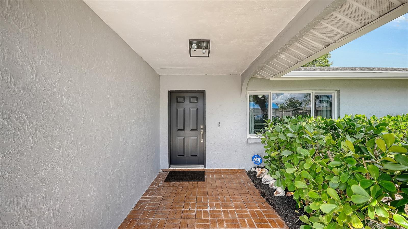 SOUTH VENICE - Residential