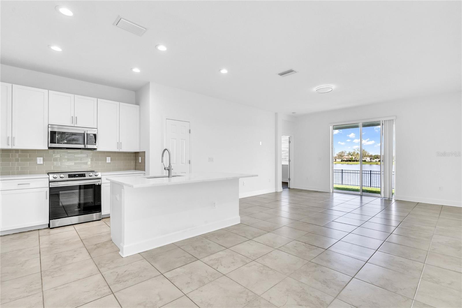 PALMER LAKE A REP - Residential Lease