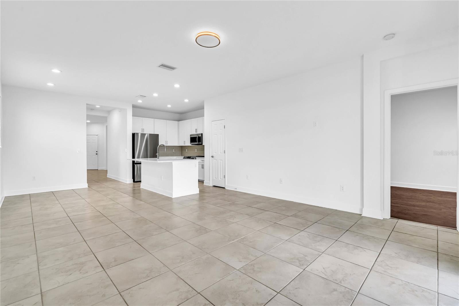 PALMER LAKE A REP - Residential Lease