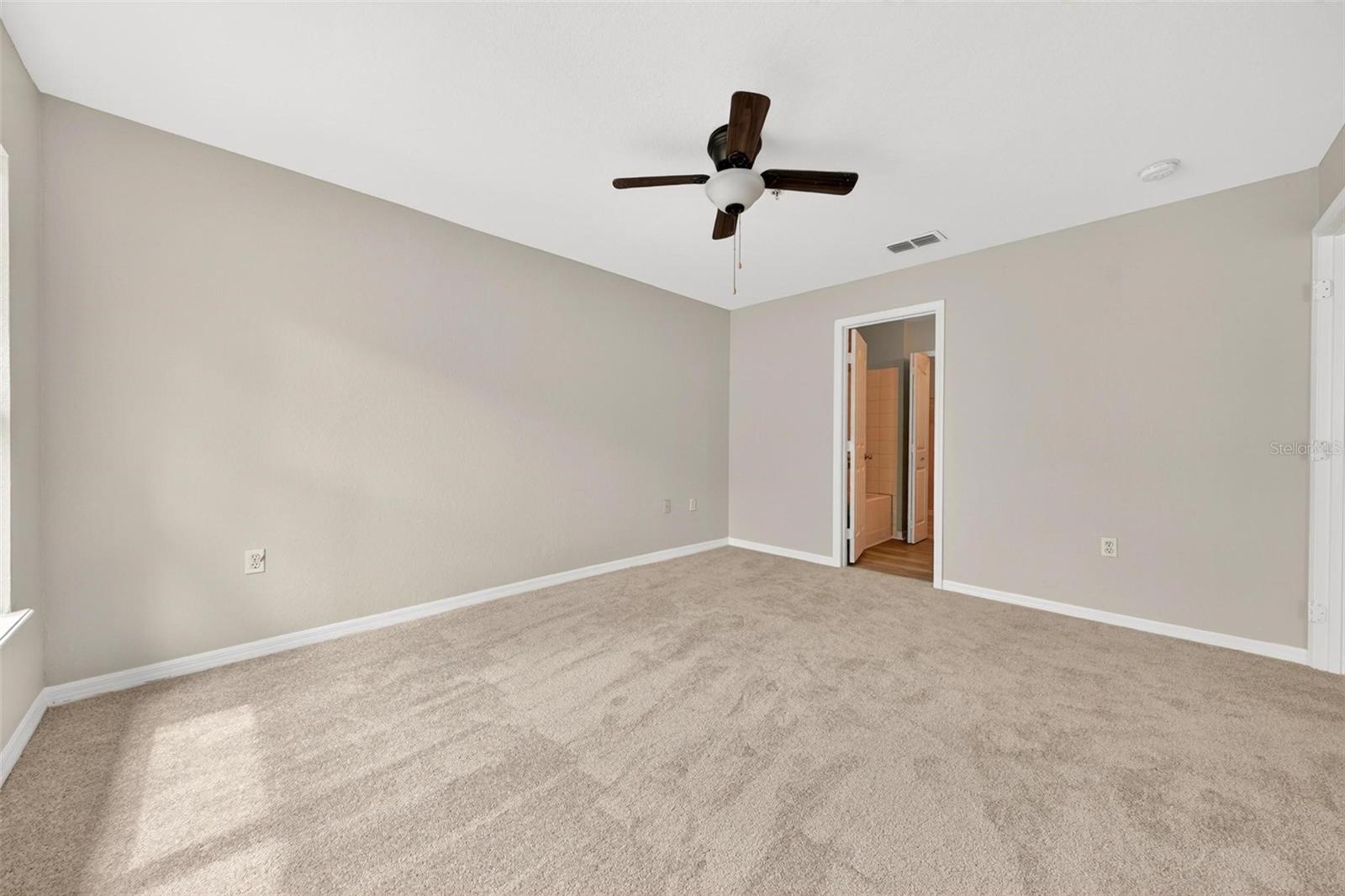 VISCONTI EAST BLDG 27 - Residential