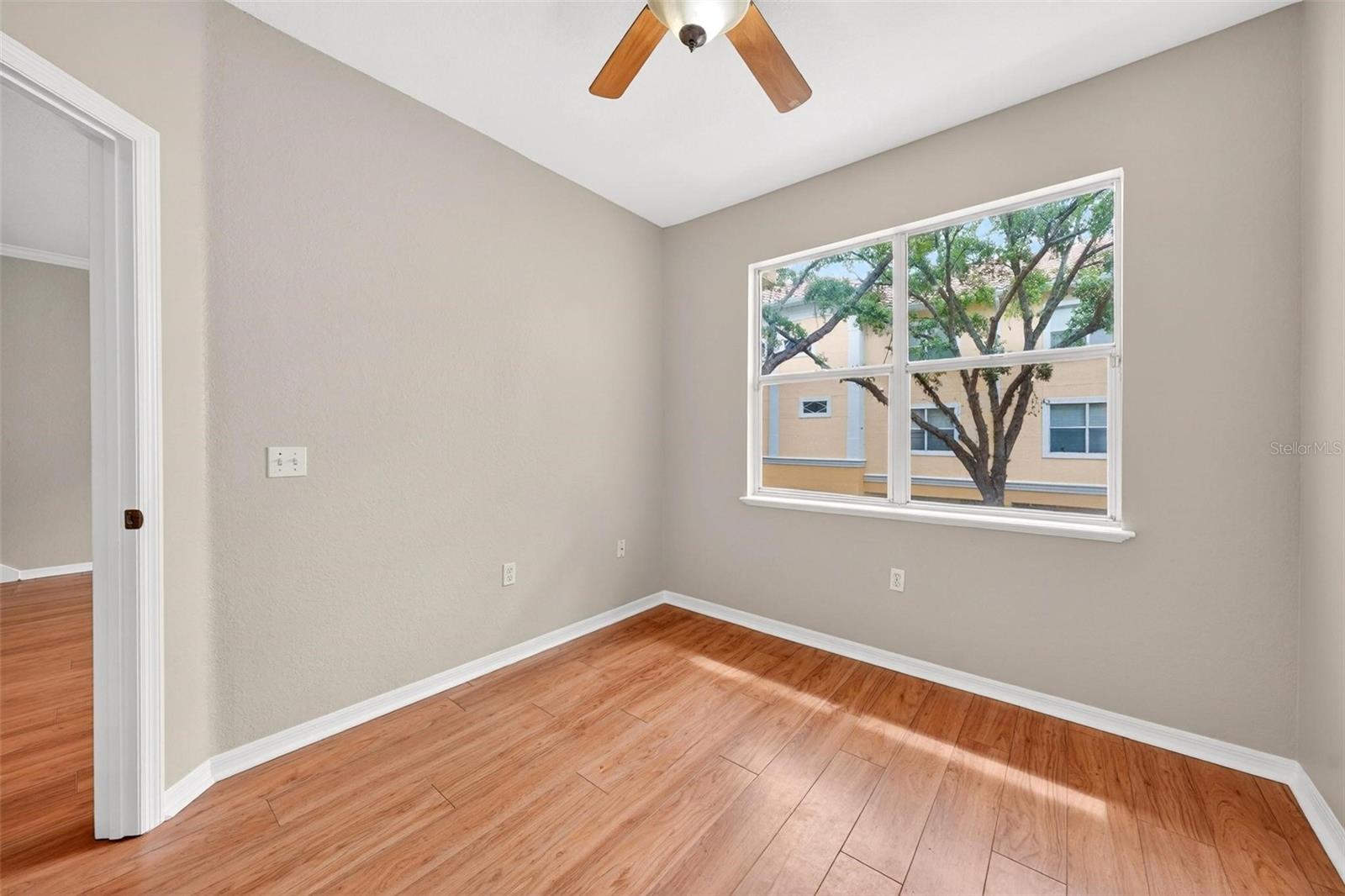 VISCONTI EAST BLDG 27 - Residential