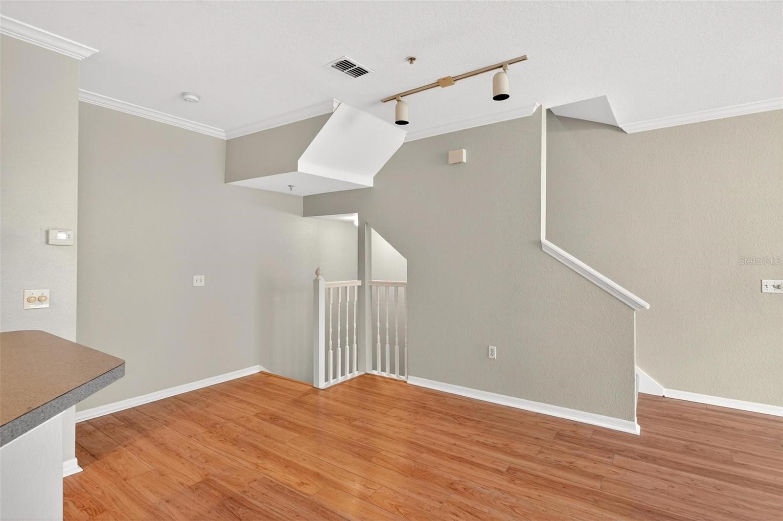 VISCONTI EAST BLDG 27 - Residential