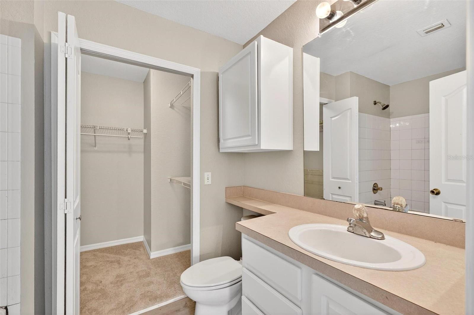 VISCONTI EAST BLDG 27 - Residential