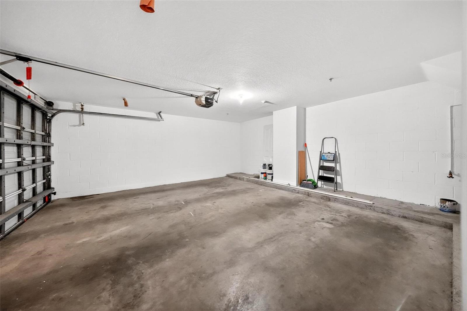 VISCONTI EAST BLDG 27 - Residential