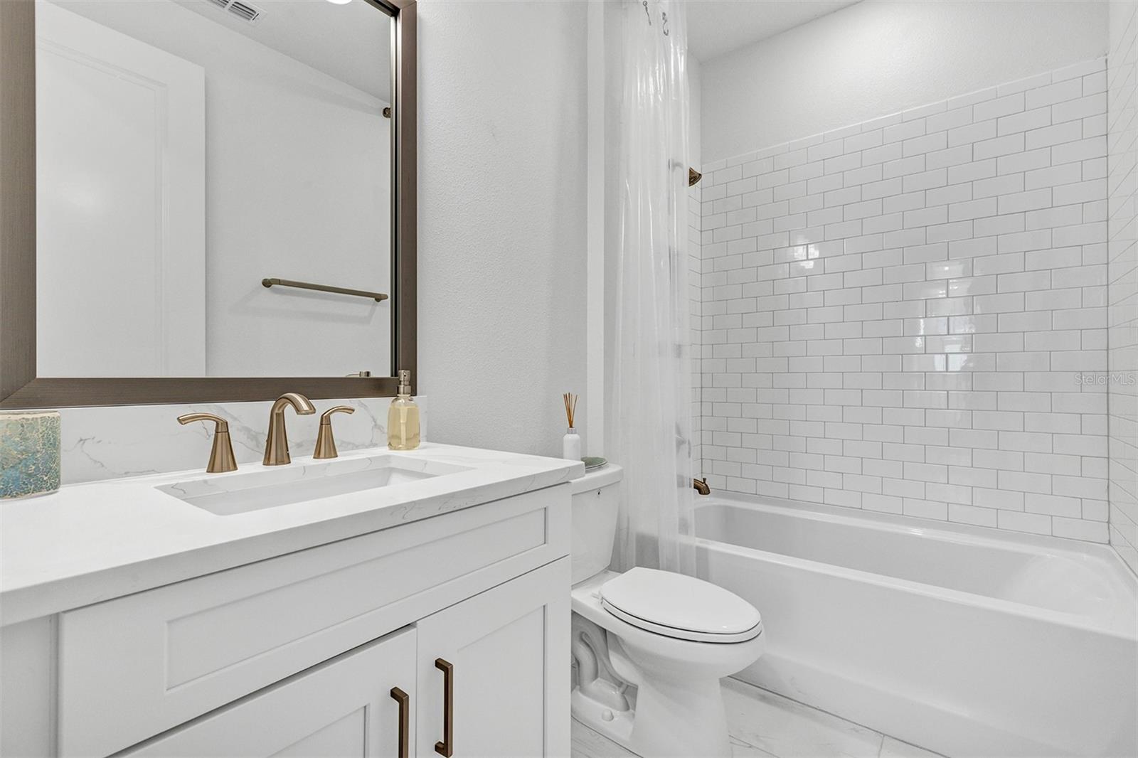 ANTIGUA COVE PH 3B - Residential