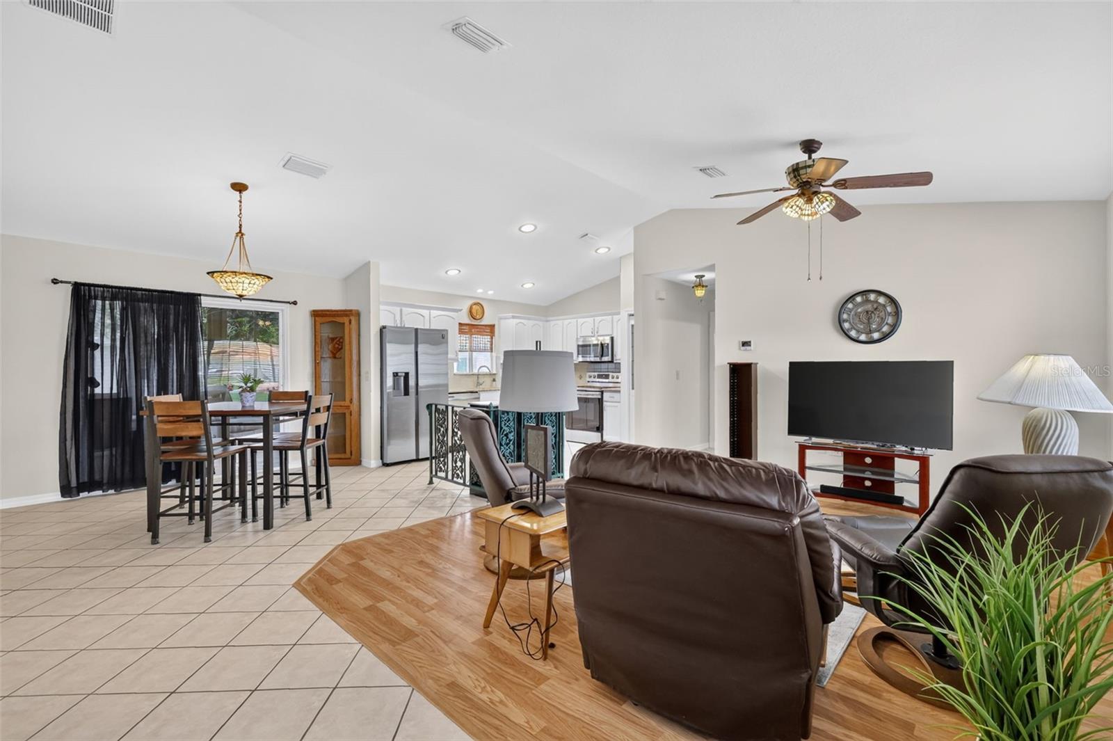 SPRUCE CREEK COUNTRY CLUB CANDLESTONE 02 - Residential