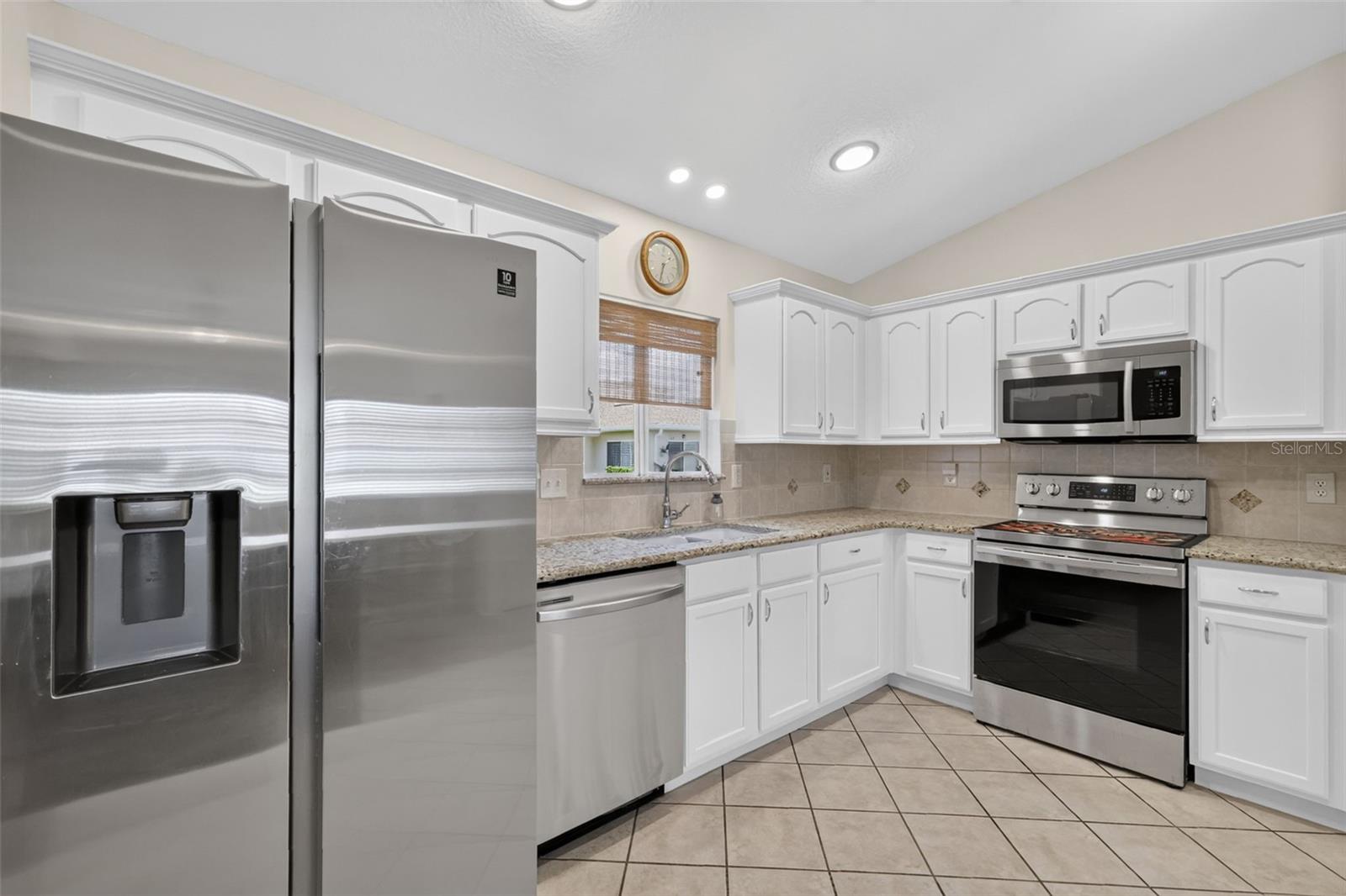 SPRUCE CREEK COUNTRY CLUB CANDLESTONE 02 - Residential