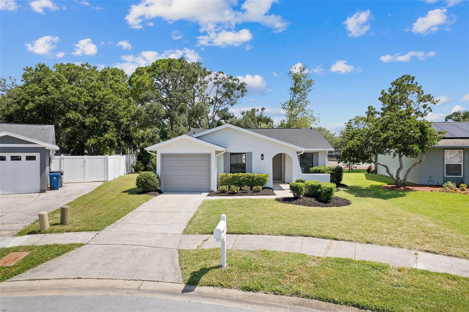 HAMLETS OF FOREST LAKES THE - Residential