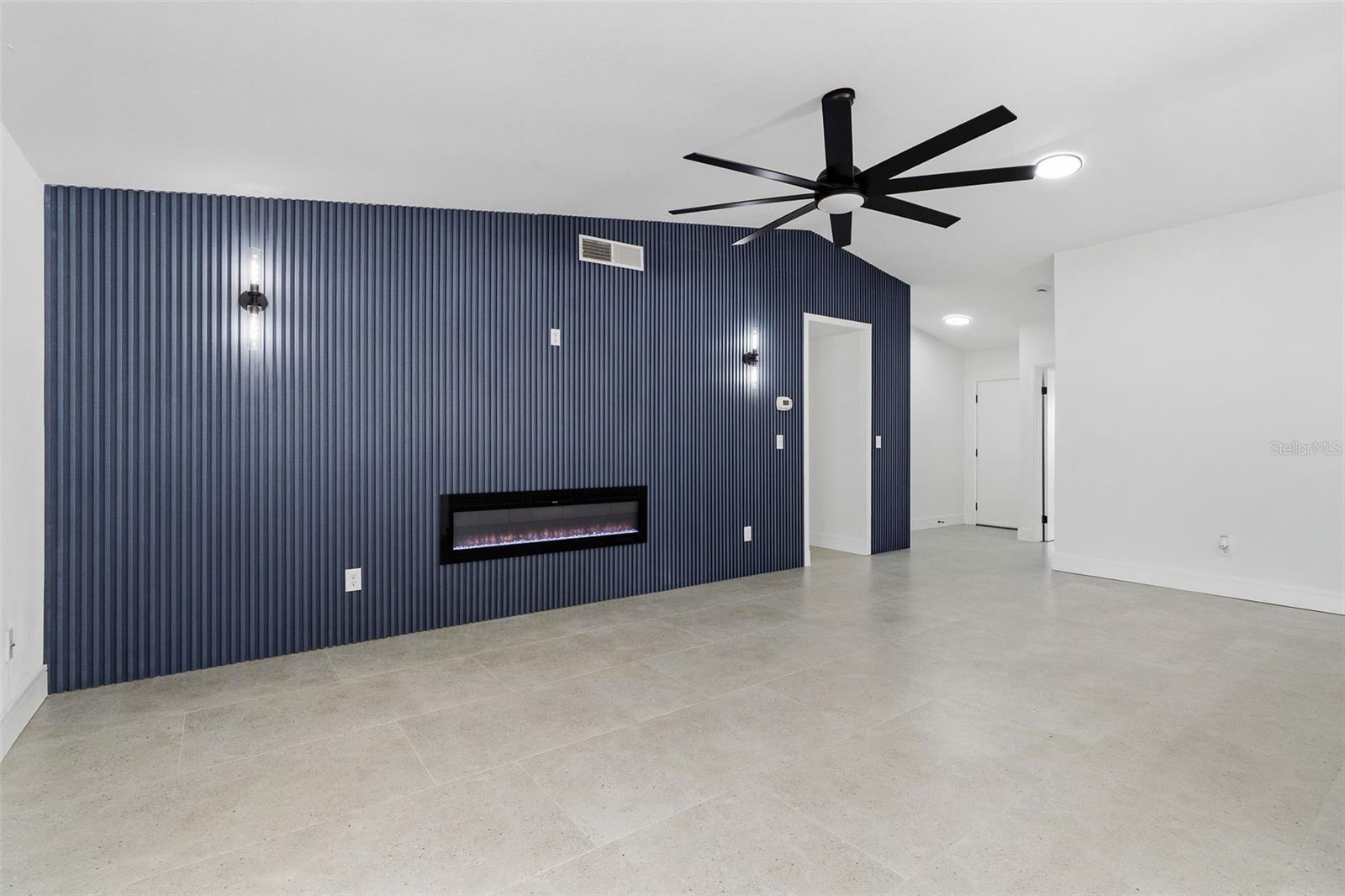 HAMLETS OF FOREST LAKES THE - Residential