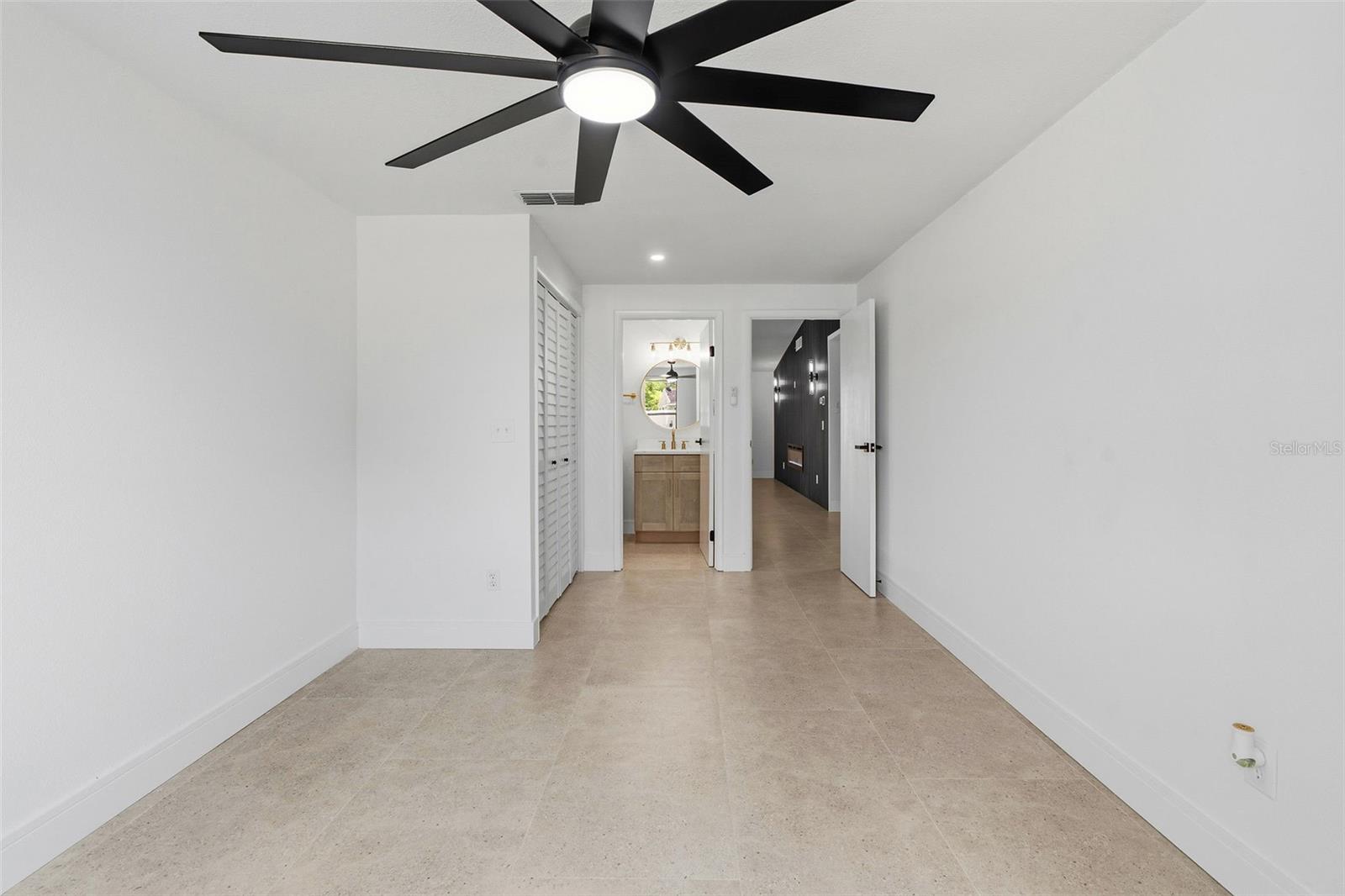 HAMLETS OF FOREST LAKES THE - Residential