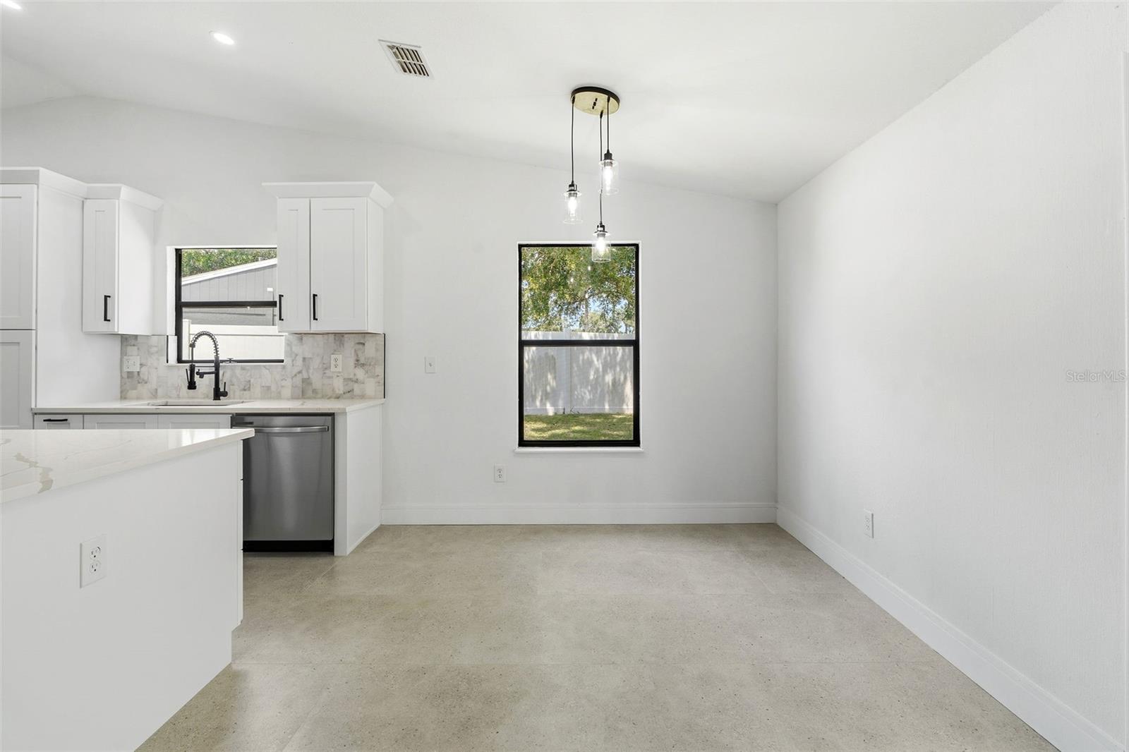 HAMLETS OF FOREST LAKES THE - Residential