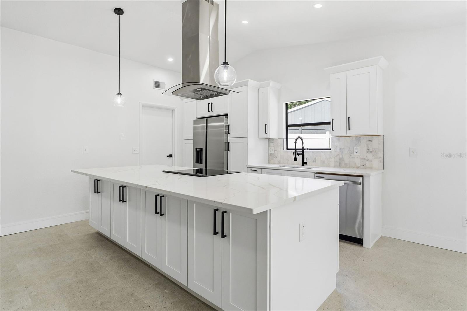 HAMLETS OF FOREST LAKES THE - Residential