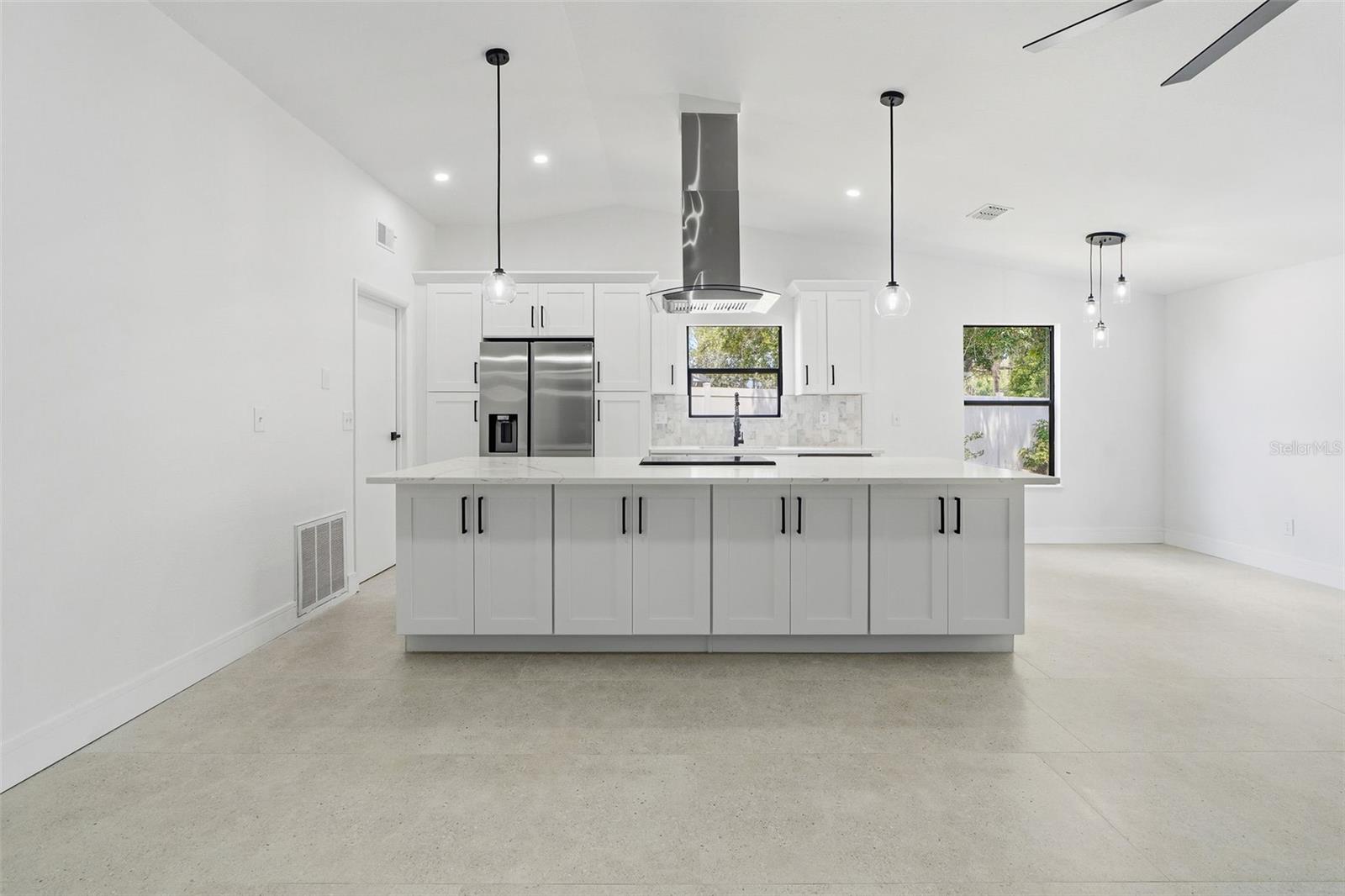 HAMLETS OF FOREST LAKES THE - Residential
