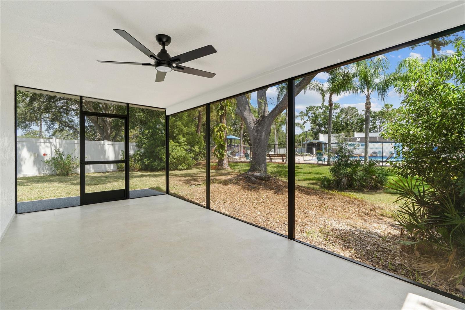 HAMLETS OF FOREST LAKES THE - Residential