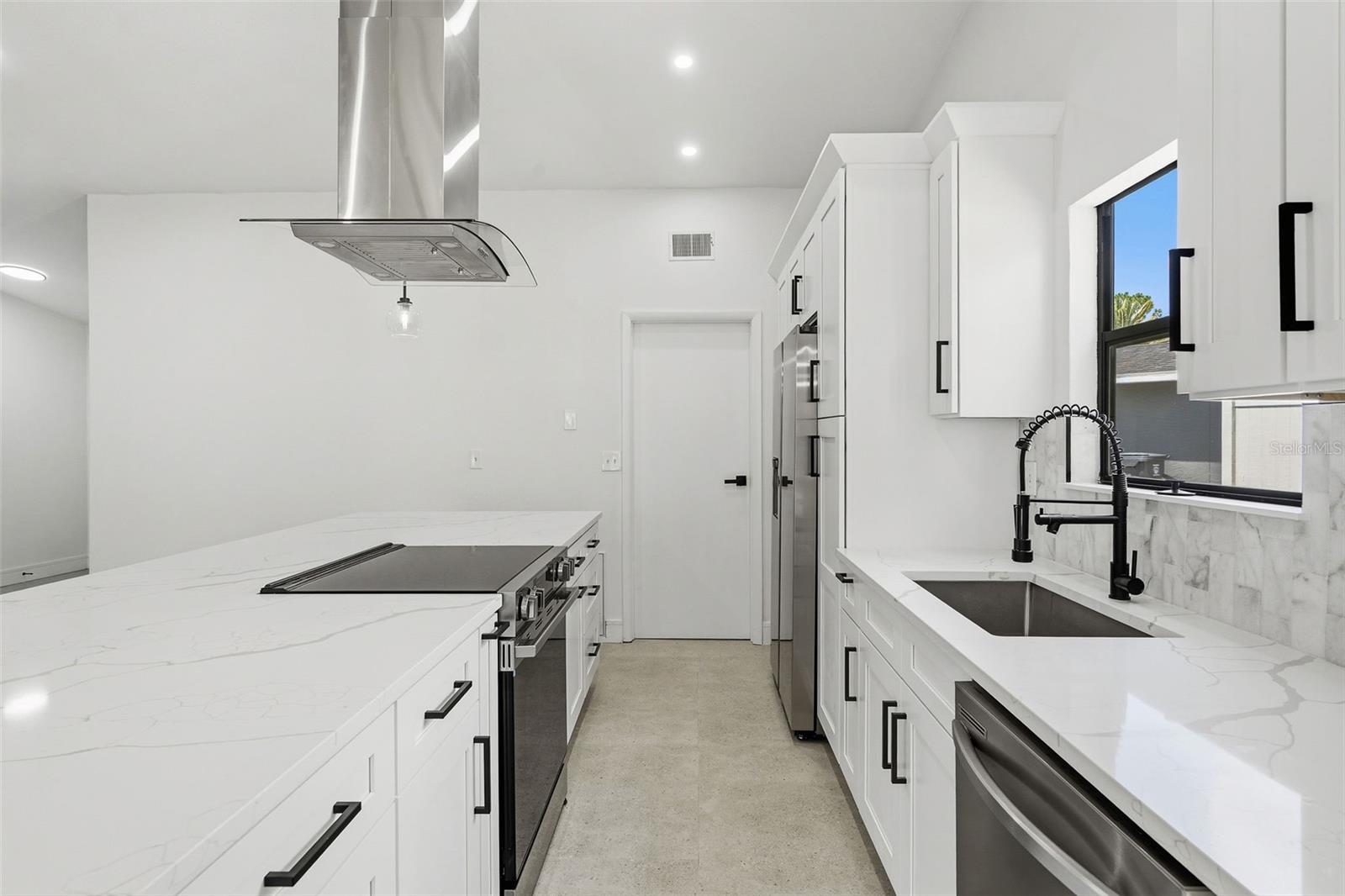 HAMLETS OF FOREST LAKES THE - Residential