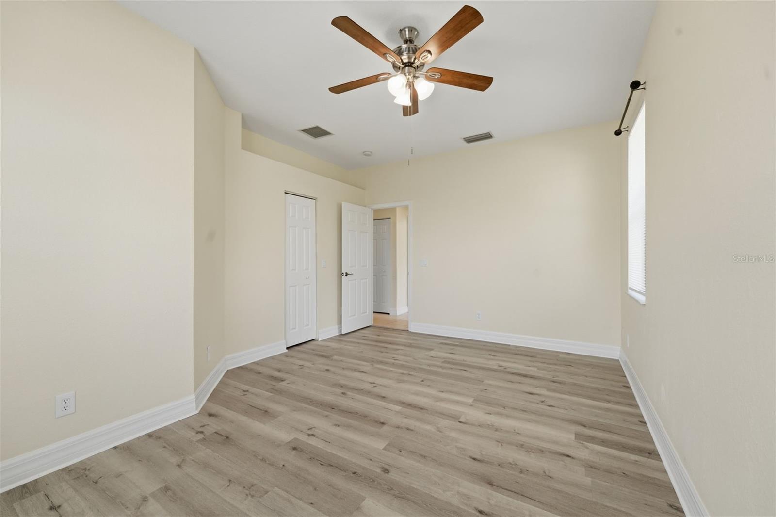 VILLAS AT CHARLESTON PARK - Residential
