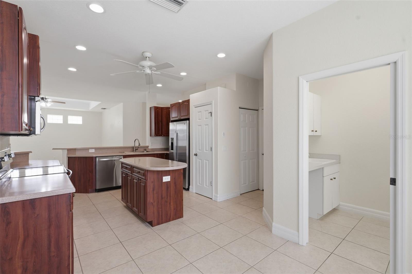 VILLAS AT CHARLESTON PARK - Residential