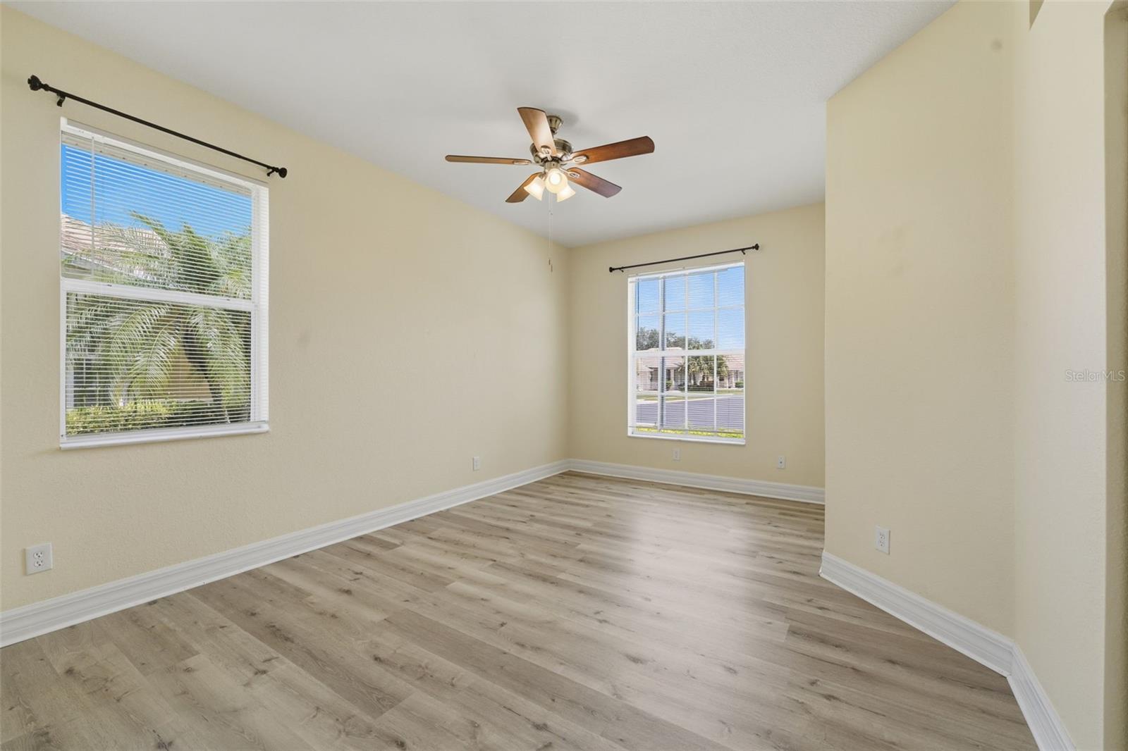 VILLAS AT CHARLESTON PARK - Residential