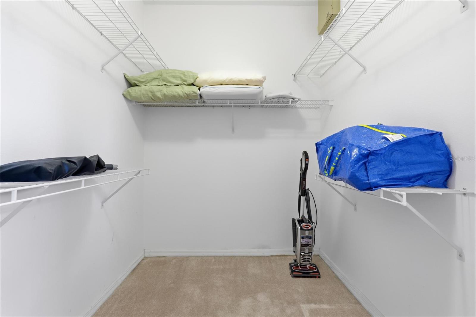 ROYAL TRAILS UNIT 02 REP - Residential