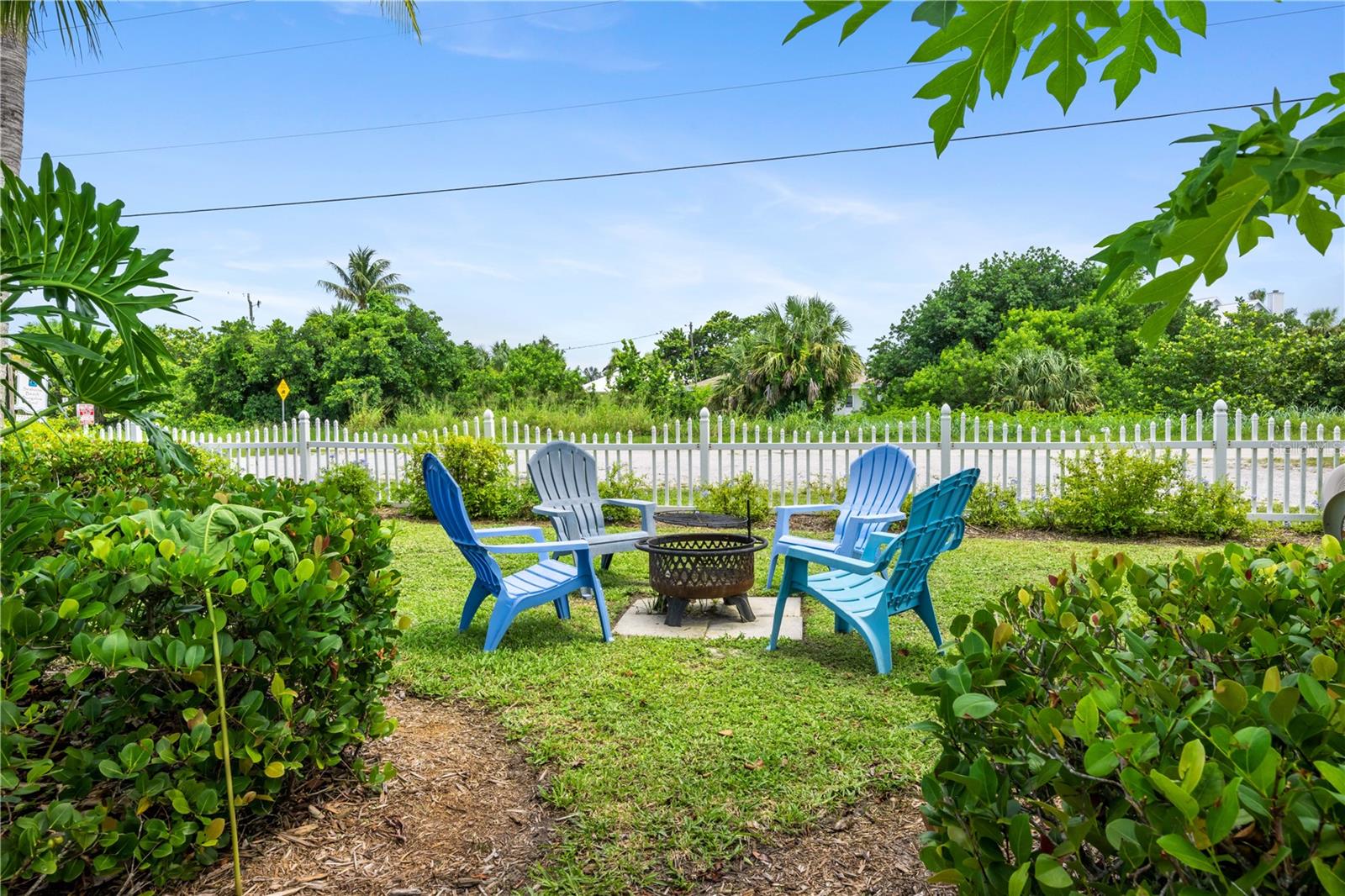 FORT PIERCE SHORES-UNIT 3 - BLK 8 LOT 5 - Commercial Sale