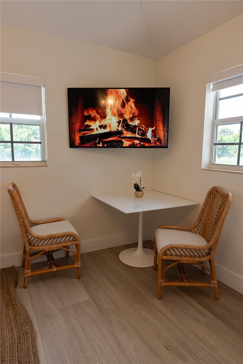 FORT PIERCE SHORES-UNIT 3 - BLK 8 LOT 5 - Commercial Sale