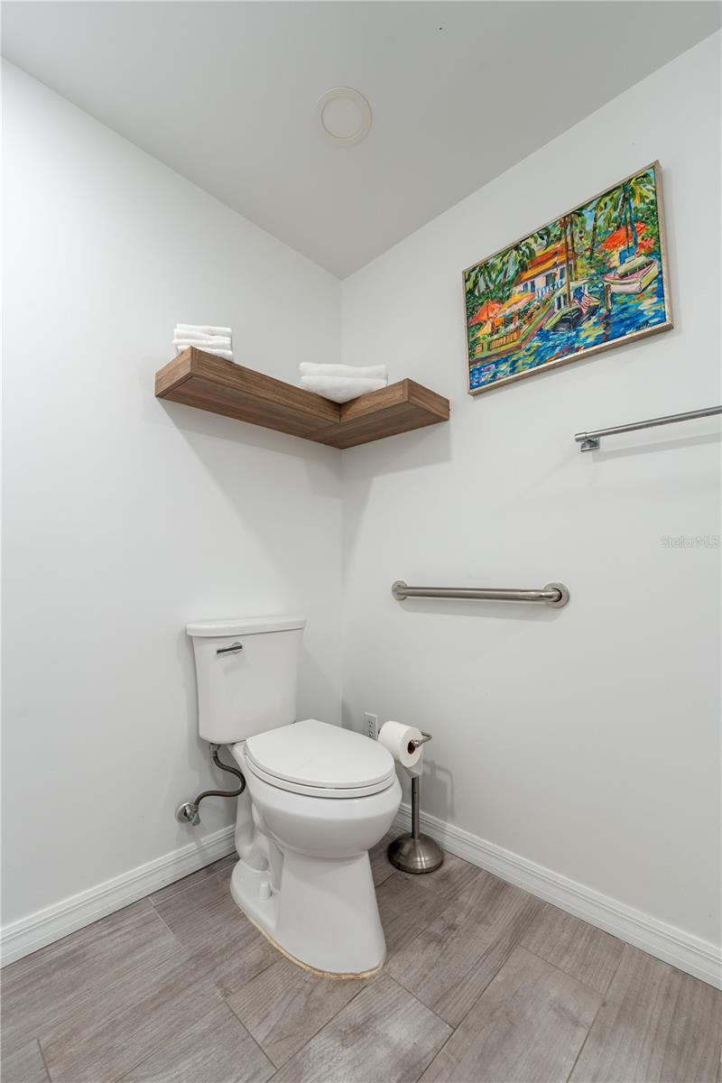 FORT PIERCE SHORES-UNIT 3 - BLK 8 LOT 5 - Commercial Sale