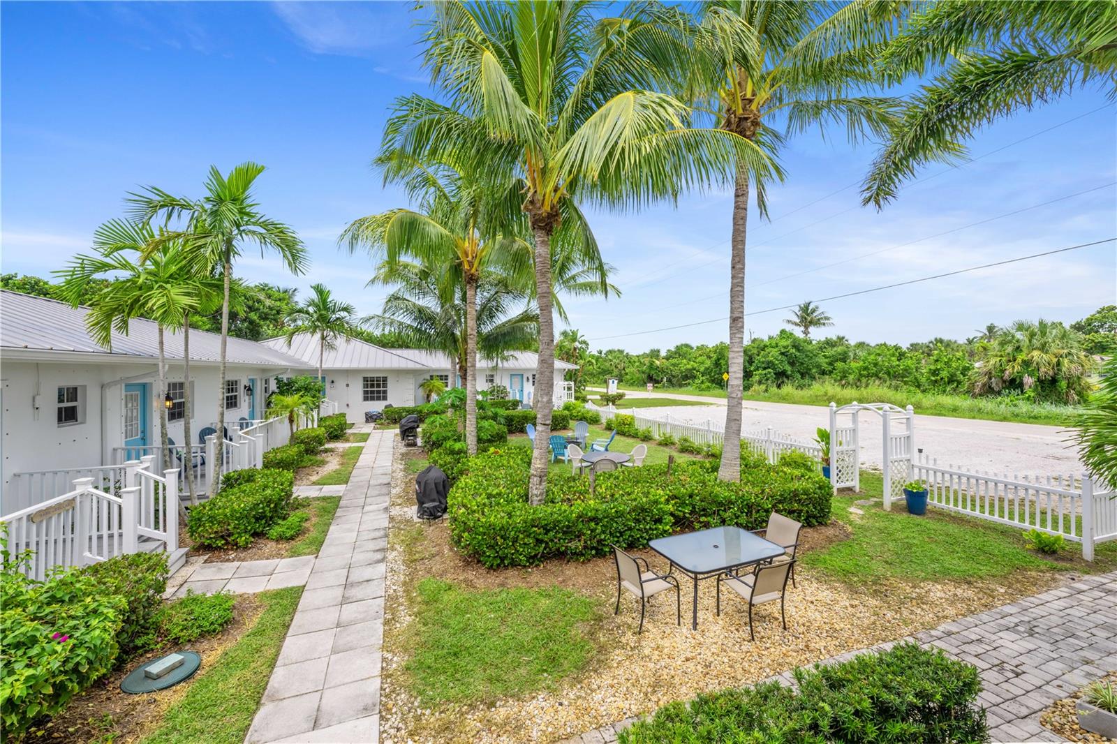 FORT PIERCE SHORES-UNIT 3 - BLK 8 LOT 5 - Commercial Sale