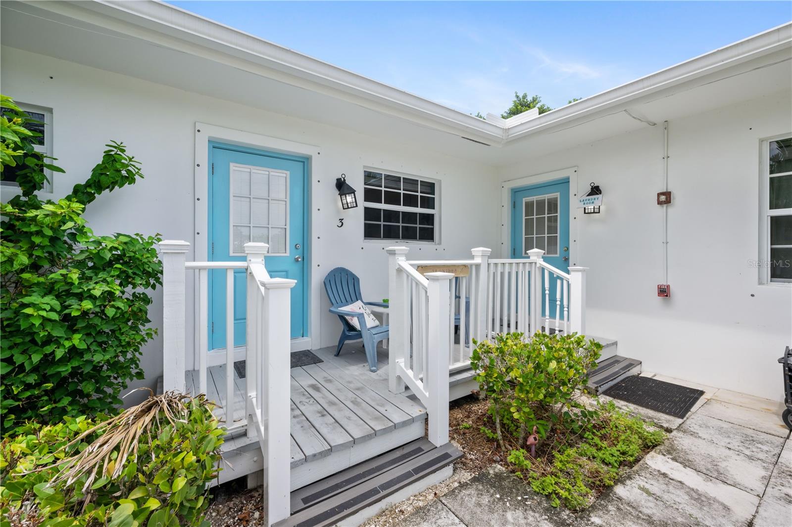 FORT PIERCE SHORES-UNIT 3 - BLK 8 LOT 5 - Commercial Sale