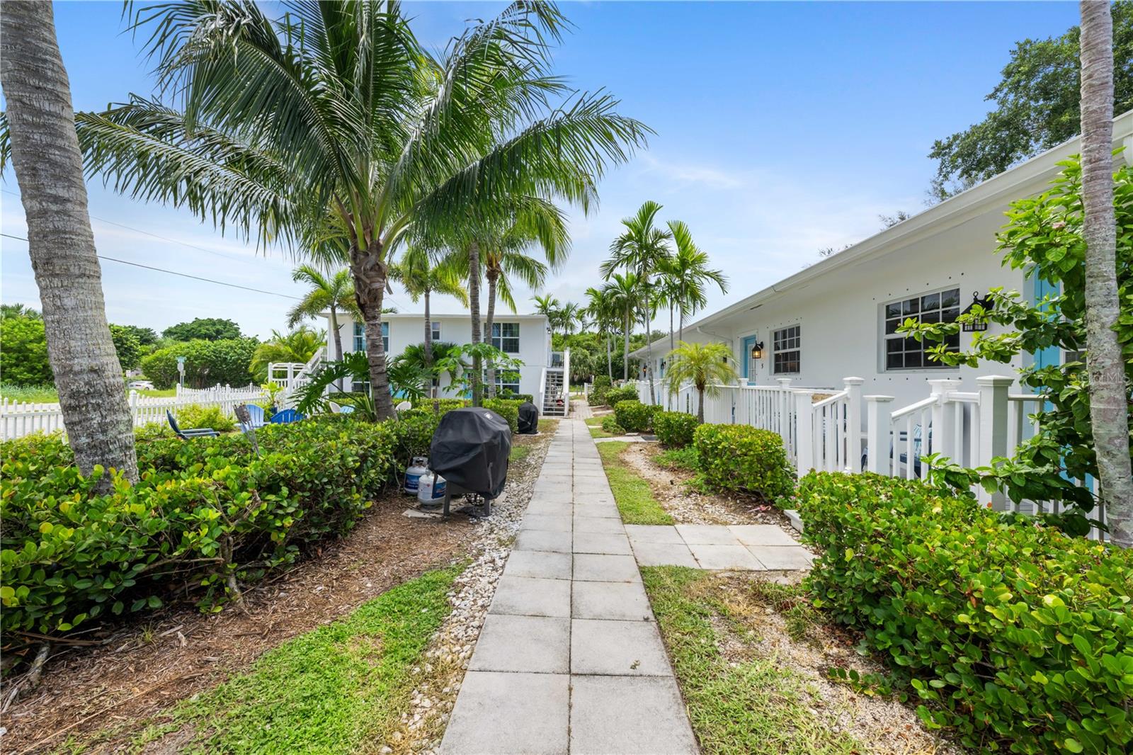 FORT PIERCE SHORES-UNIT 3 - BLK 8 LOT 5 - Commercial Sale