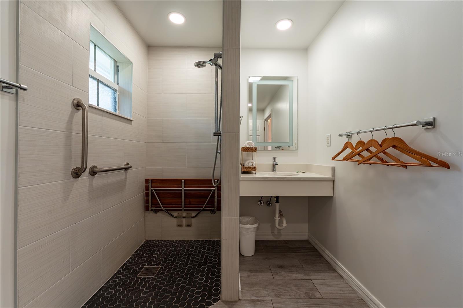 FORT PIERCE SHORES-UNIT 3 - BLK 8 LOT 5 - Commercial Sale