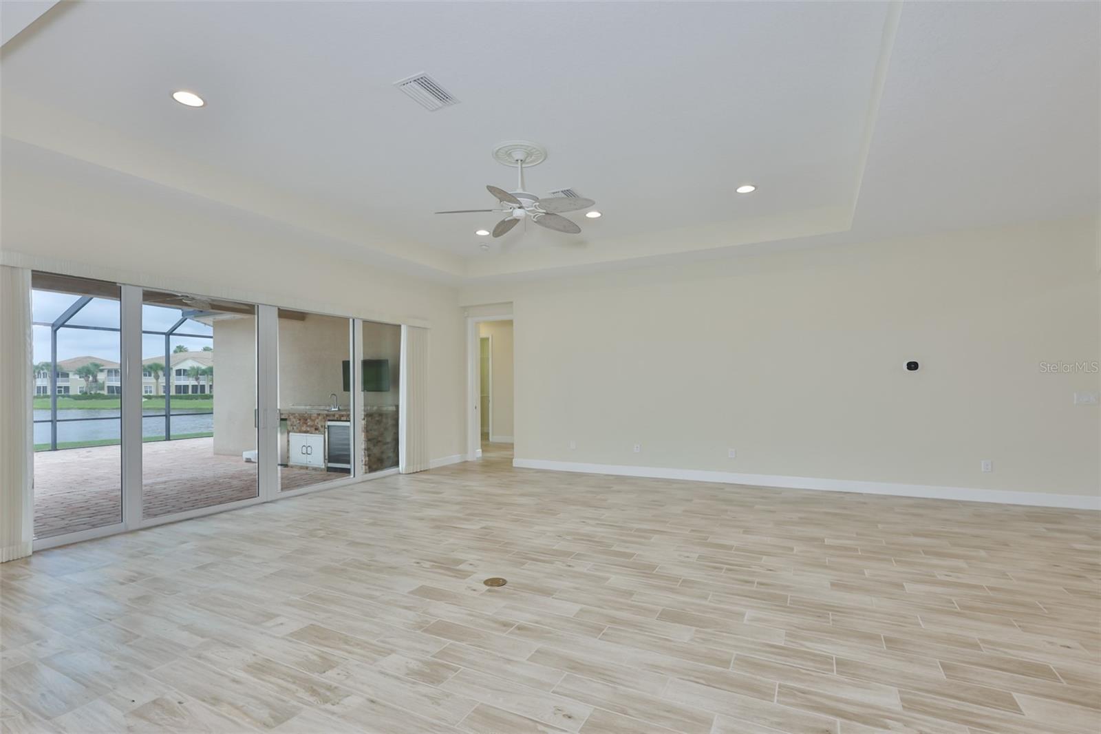 SUN CITY CENTER UNIT 276 - Residential