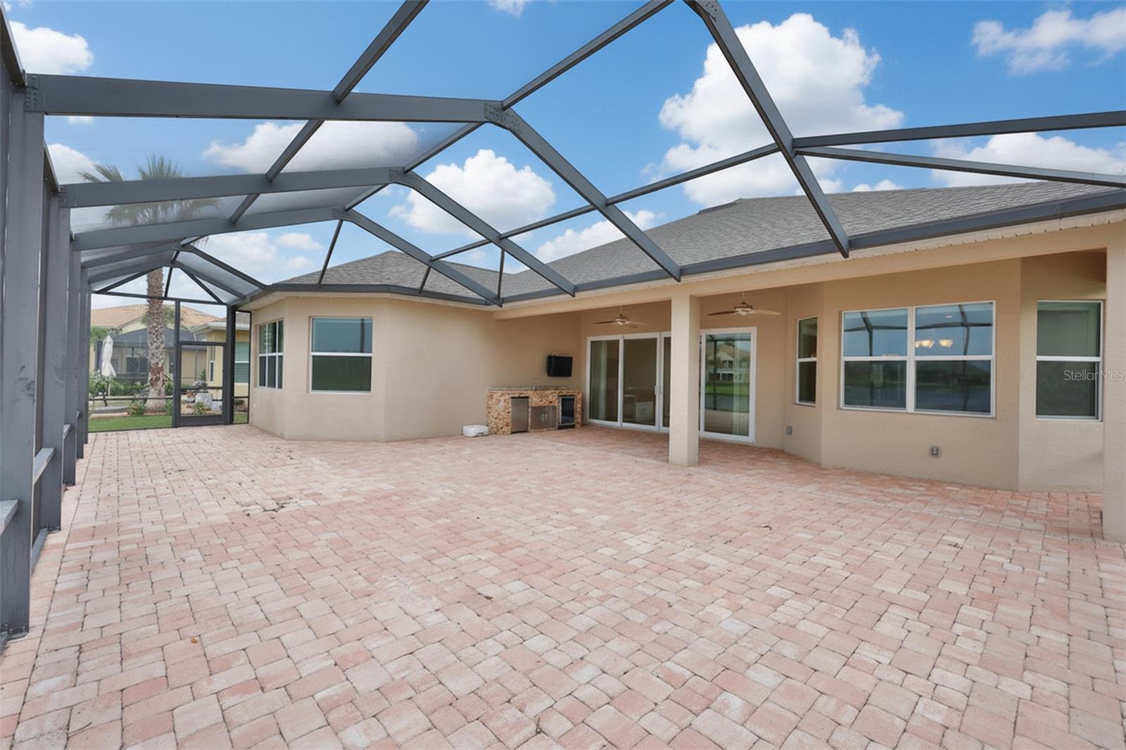 SUN CITY CENTER UNIT 276 - Residential