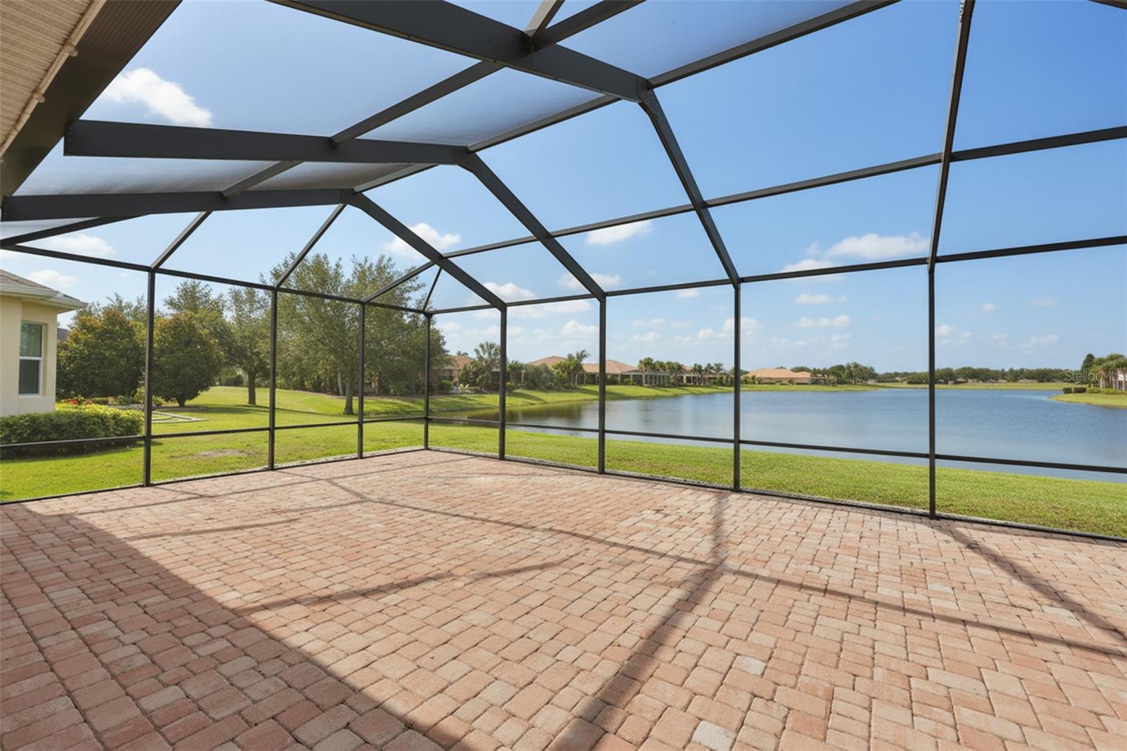 SUN CITY CENTER UNIT 276 - Residential