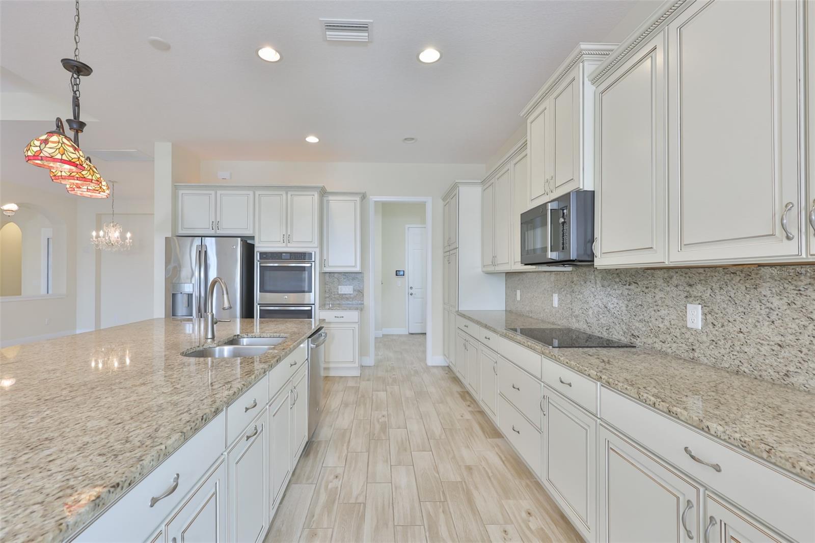 SUN CITY CENTER UNIT 276 - Residential