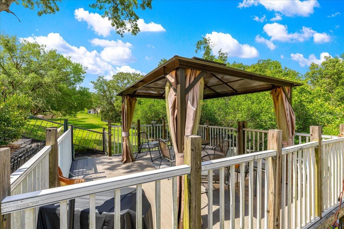 SUNRISE LAKE ESTATES - Residential