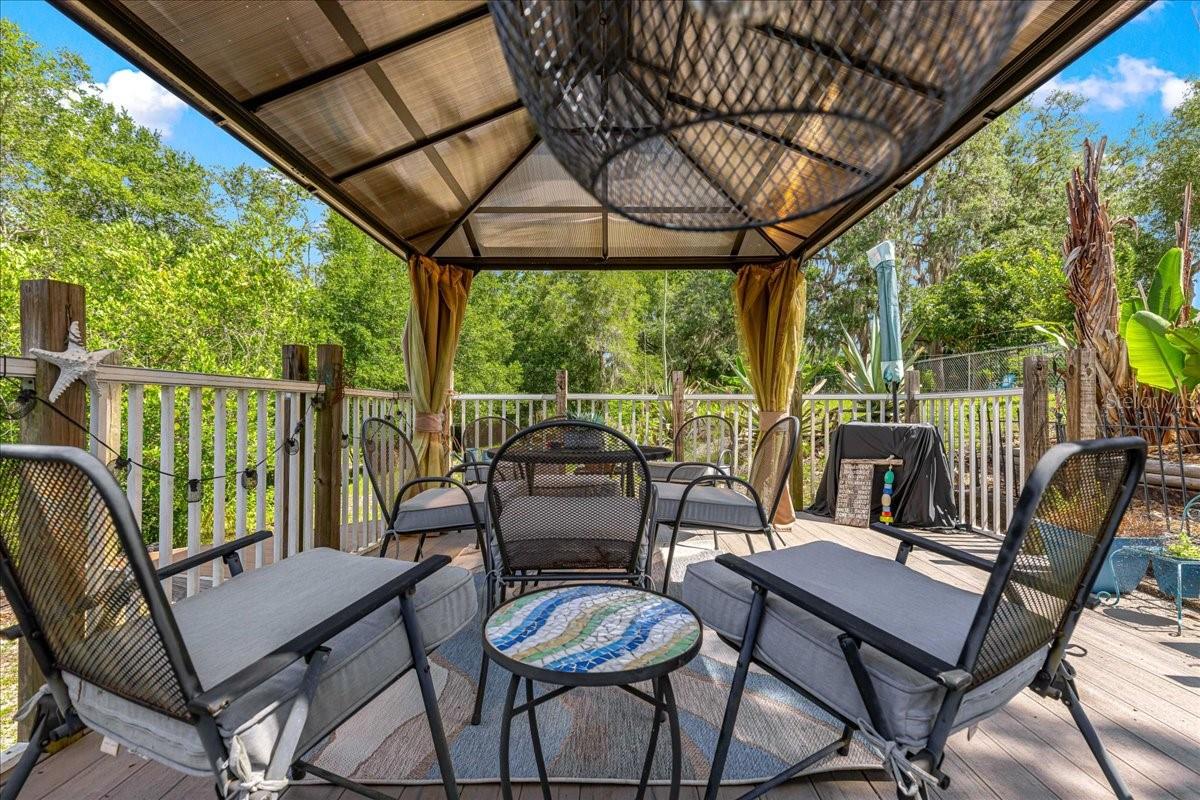 SUNRISE LAKE ESTATES - Residential