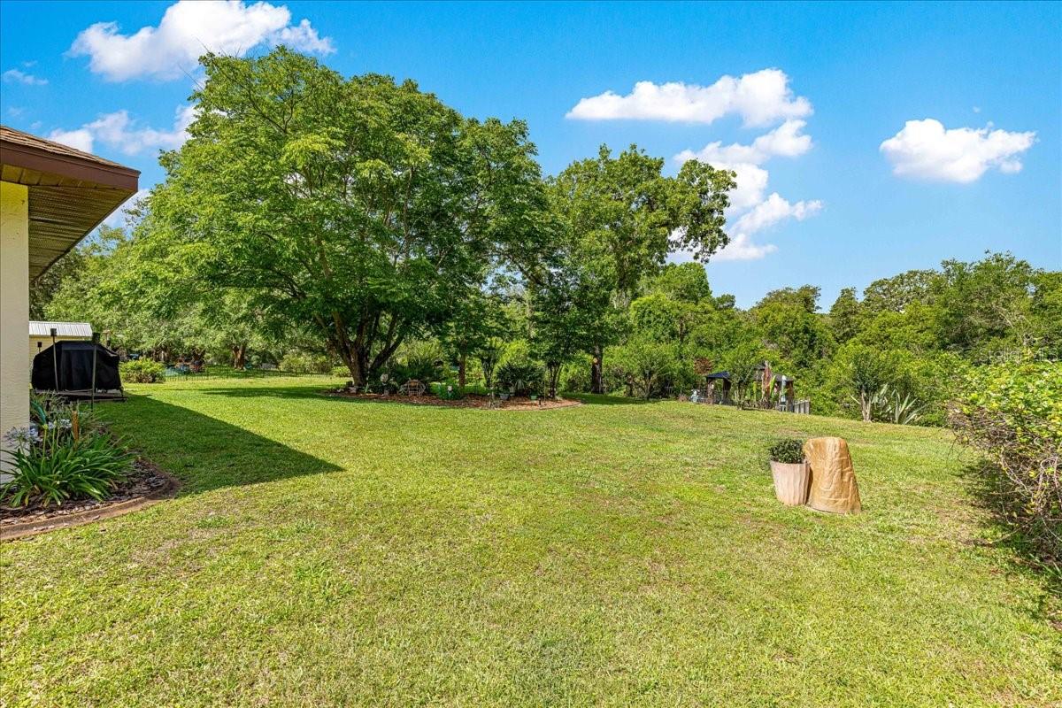 SUNRISE LAKE ESTATES - Residential