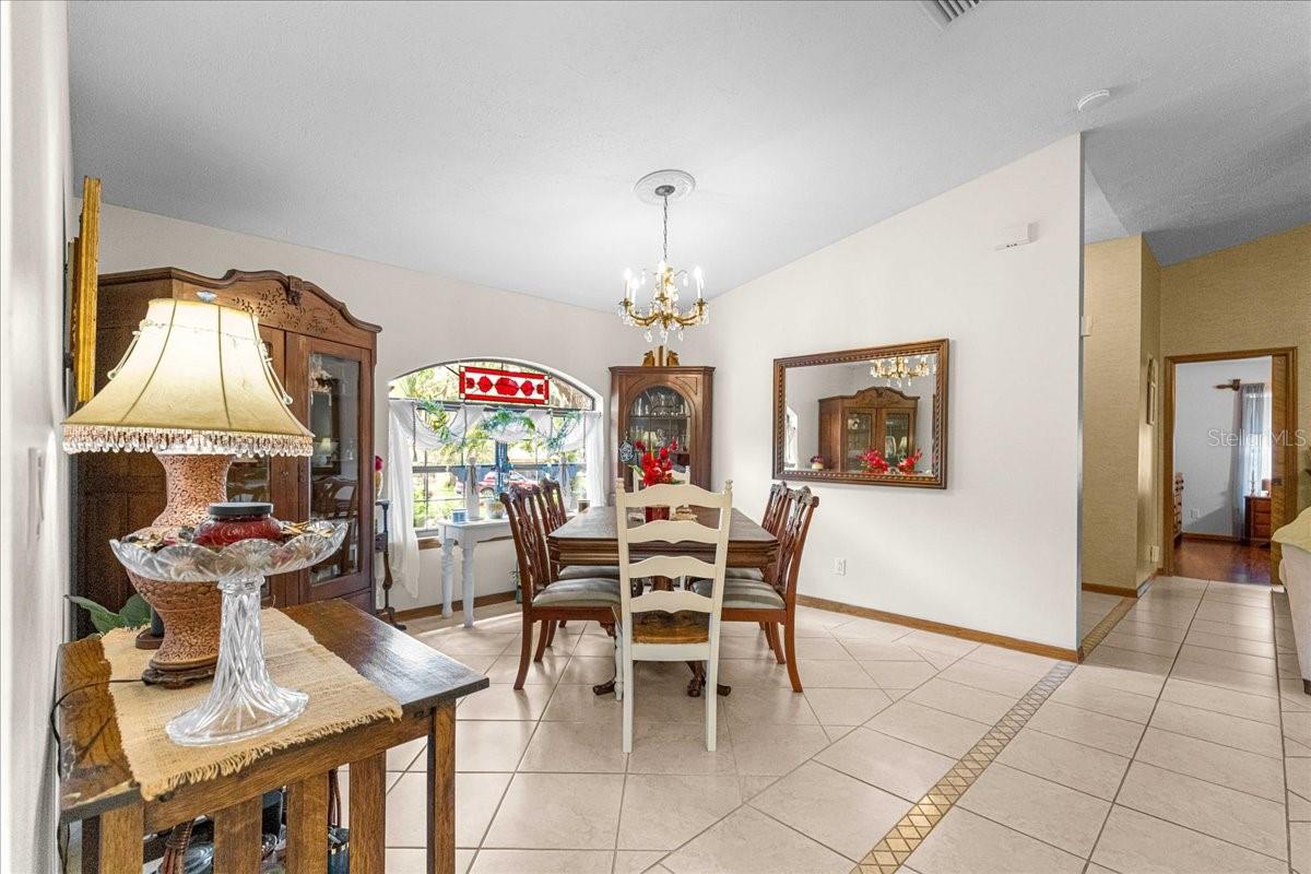 SUNRISE LAKE ESTATES - Residential