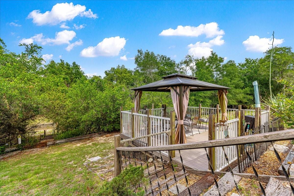 SUNRISE LAKE ESTATES - Residential