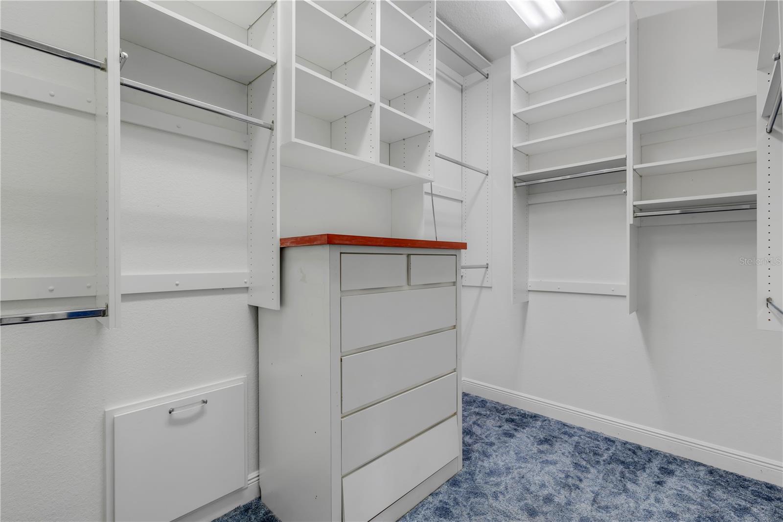 VENEZIA UNIT 02 - Residential