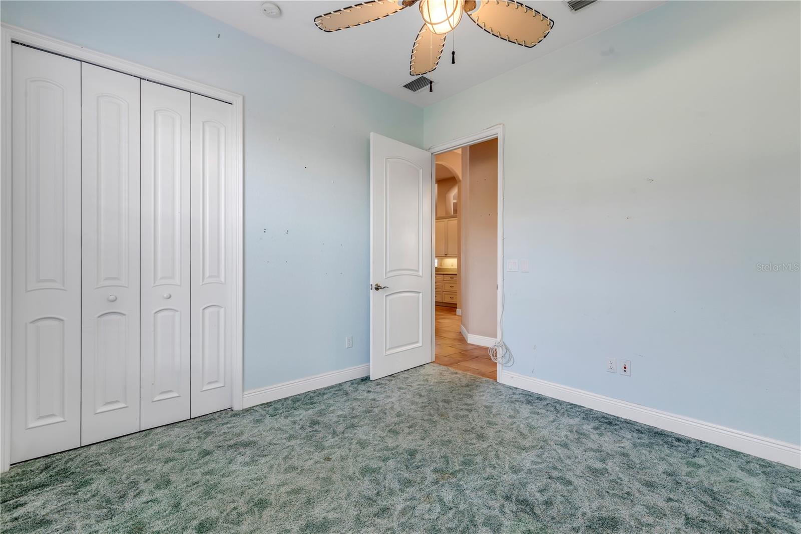 VENEZIA UNIT 02 - Residential