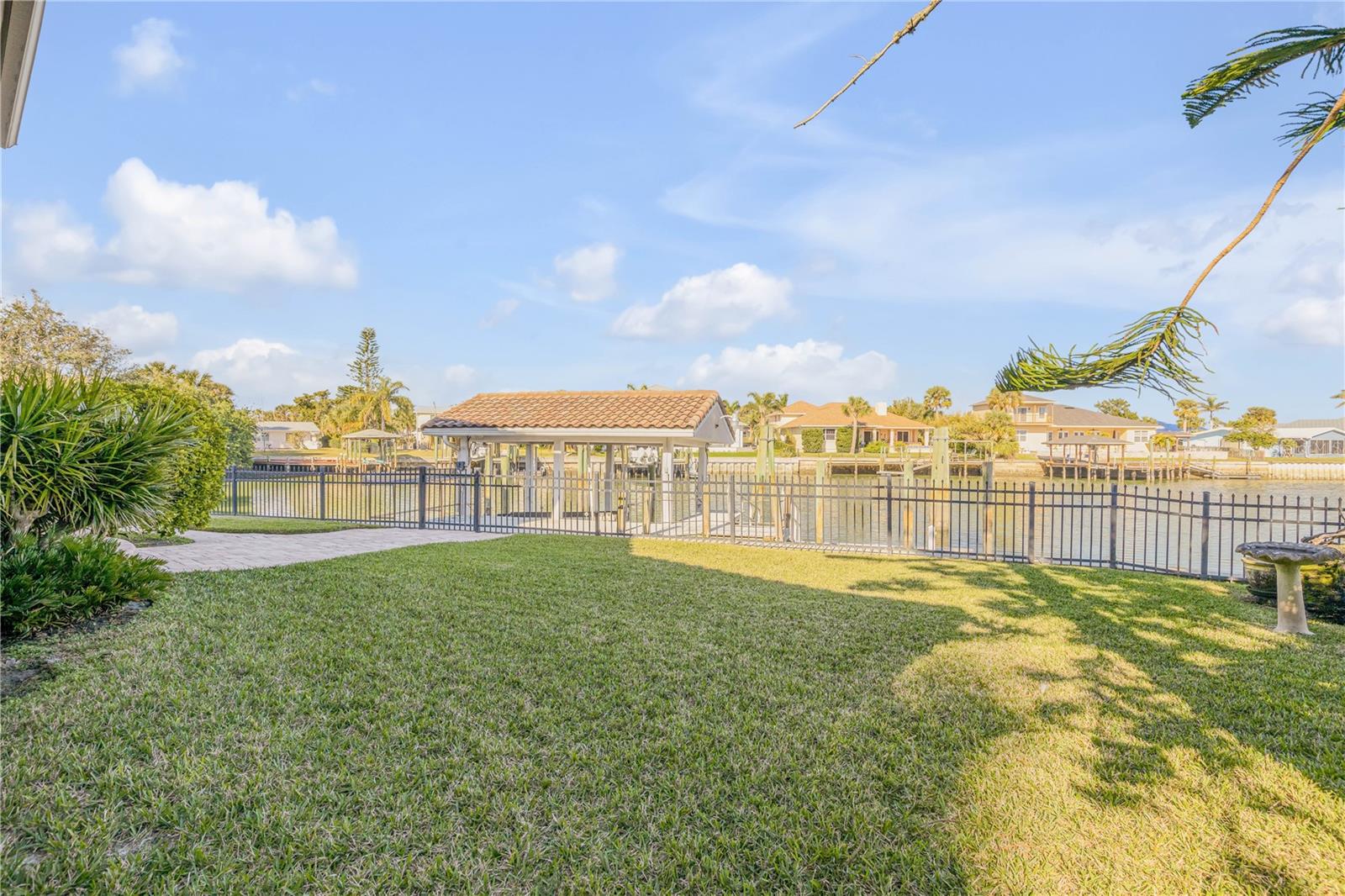 VENEZIA UNIT 02 - Residential