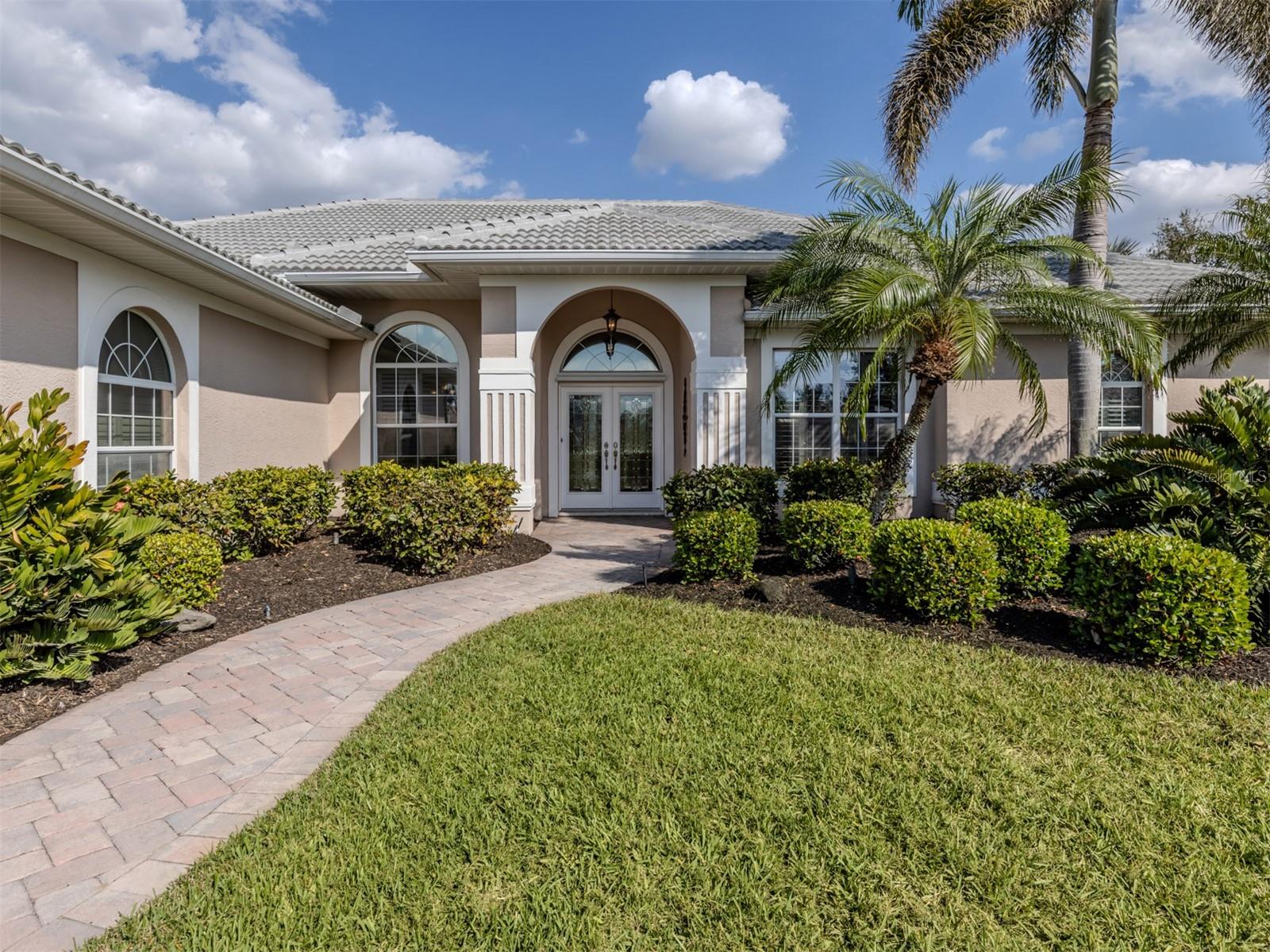 SAWGRASS - Residential