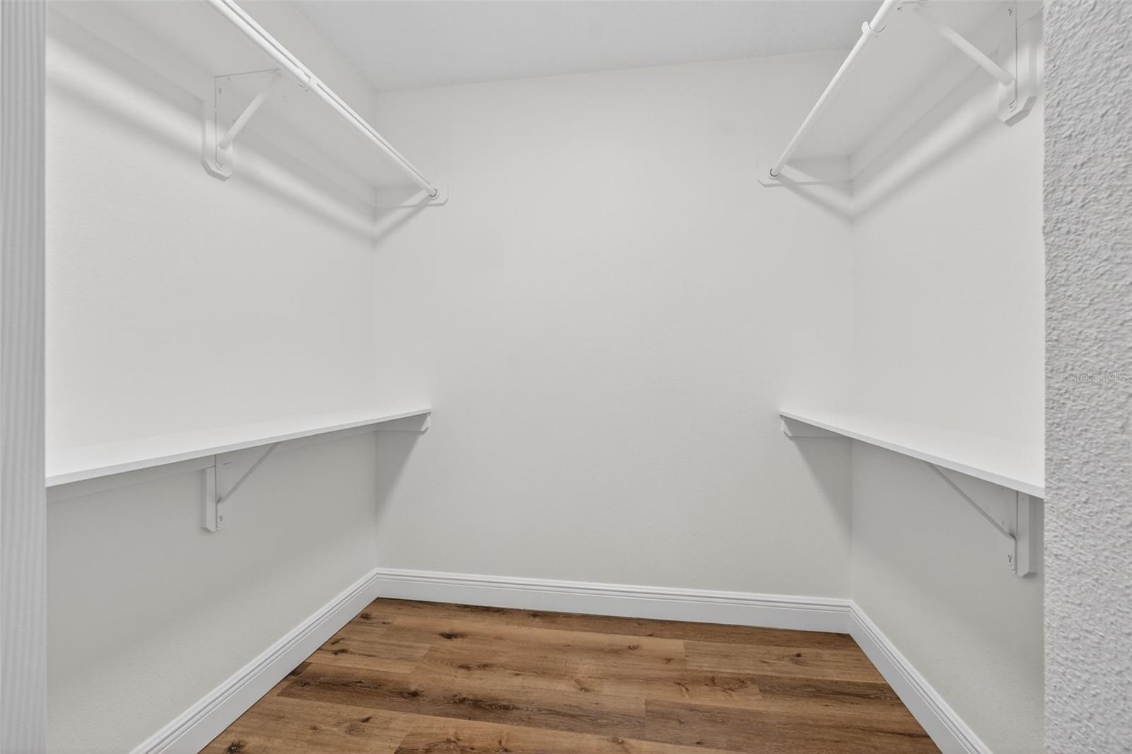 DELTONA LAKES UNIT 05 - Residential