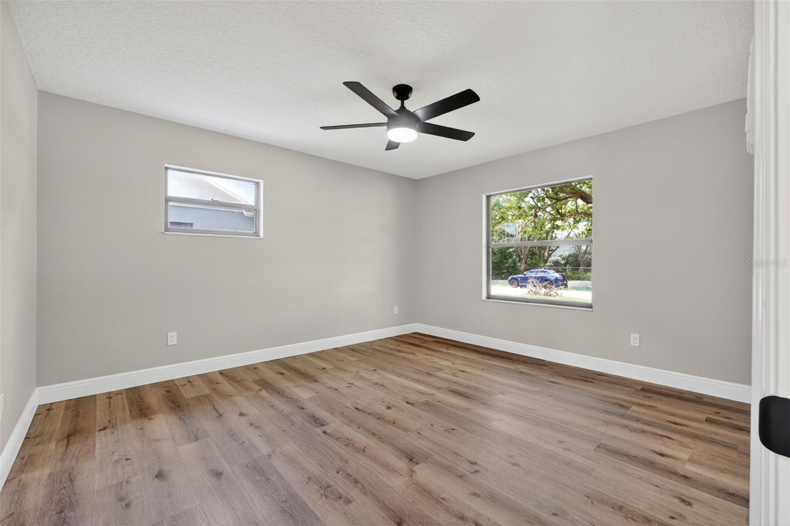 DELTONA LAKES UNIT 05 - Residential