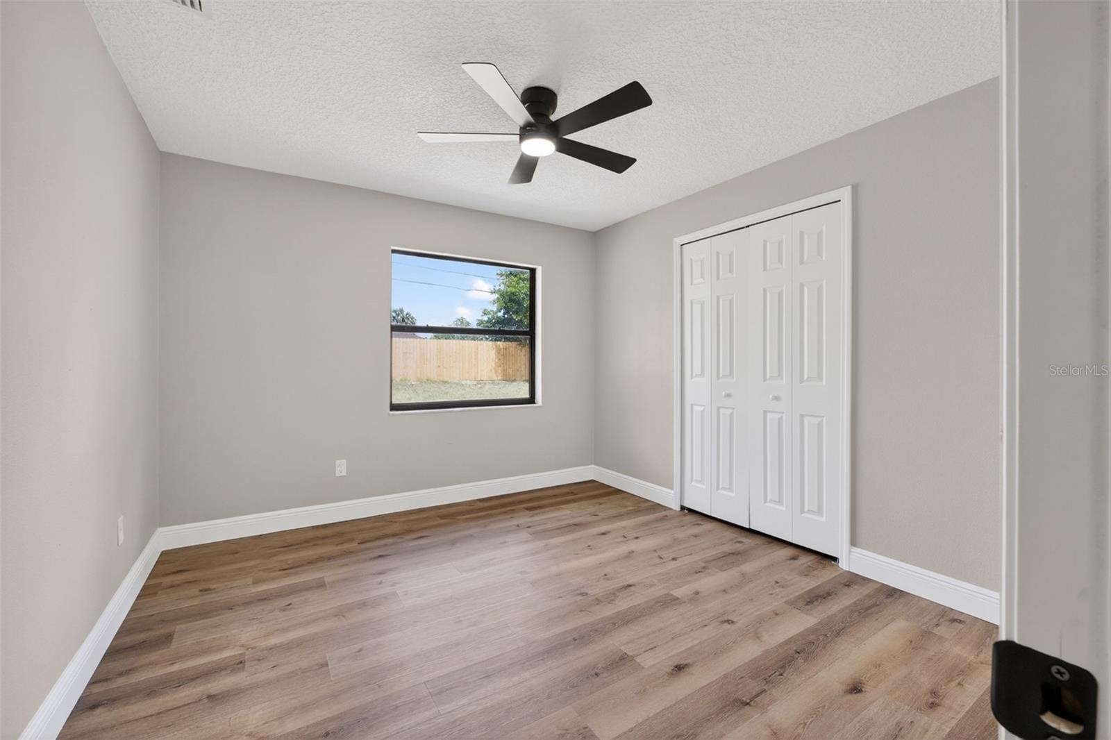 DELTONA LAKES UNIT 05 - Residential