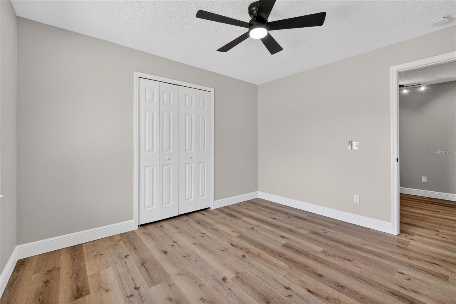DELTONA LAKES UNIT 05 - Residential