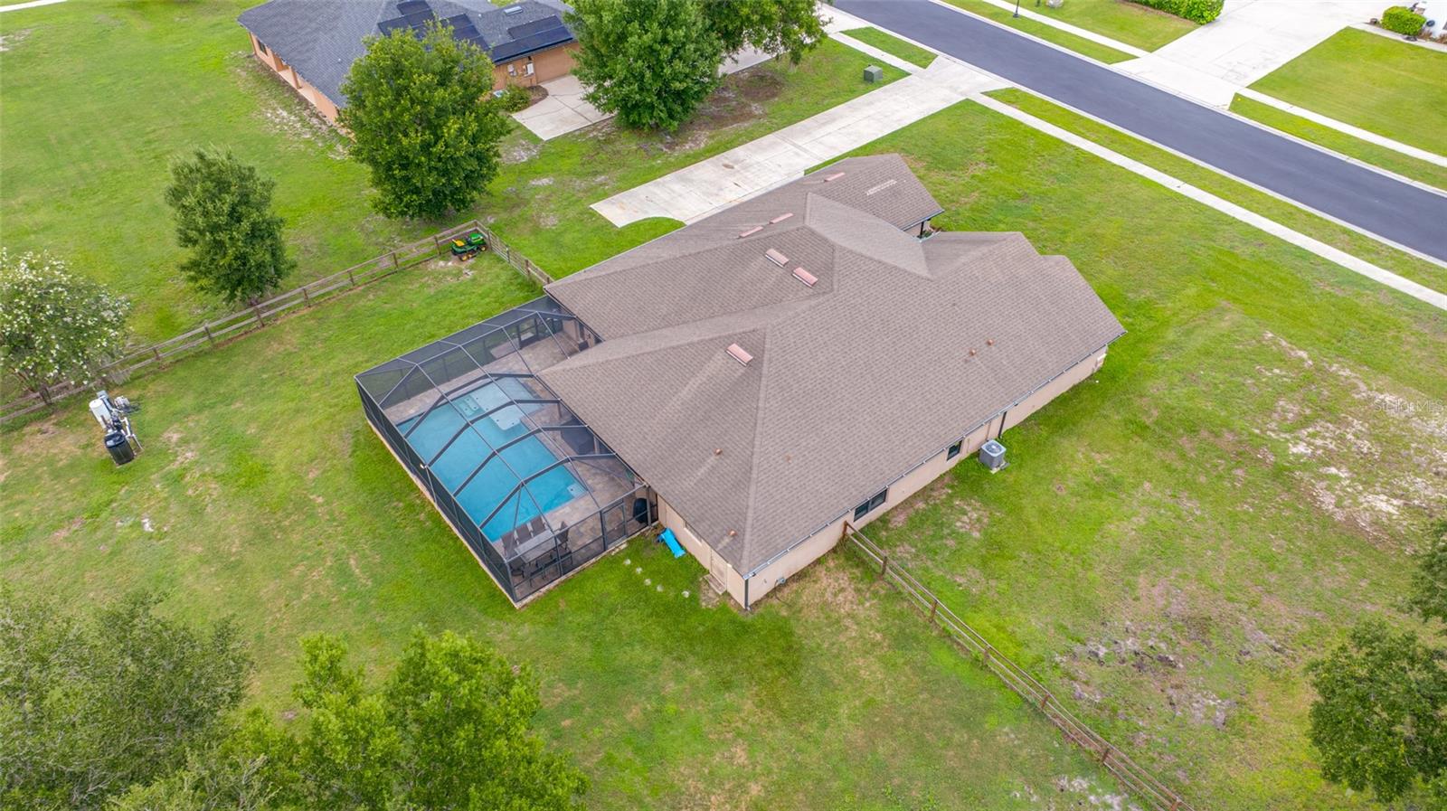 AUSTIN WOODS - Residential