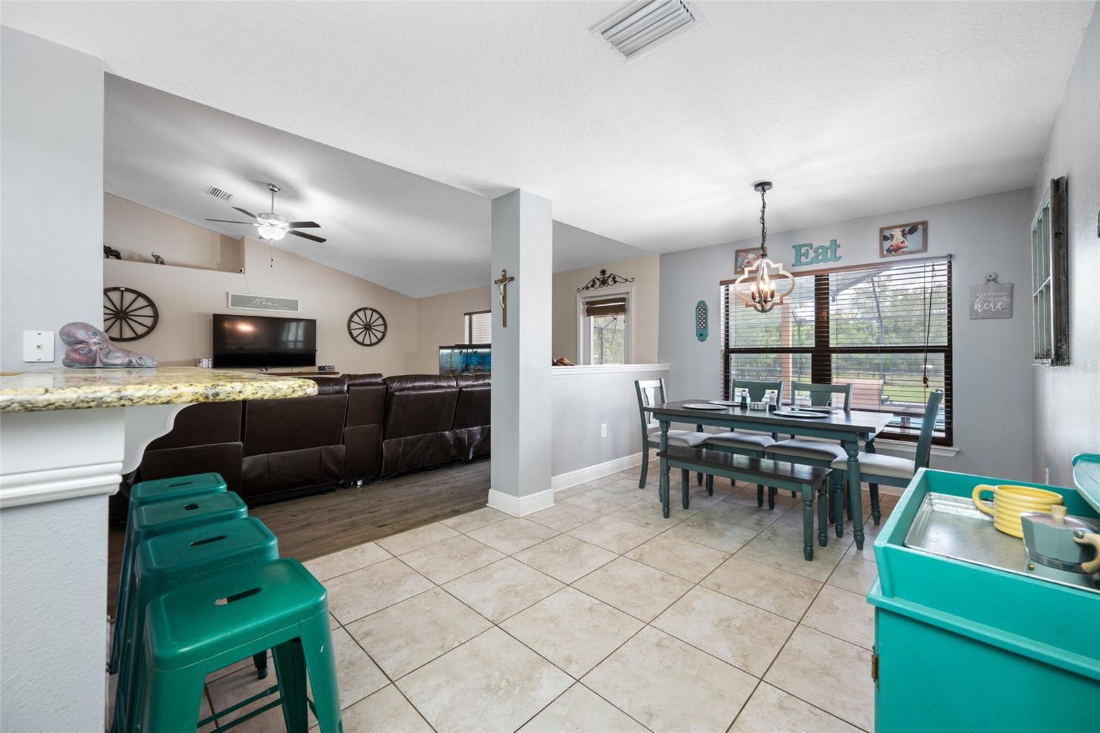 AUSTIN WOODS - Residential