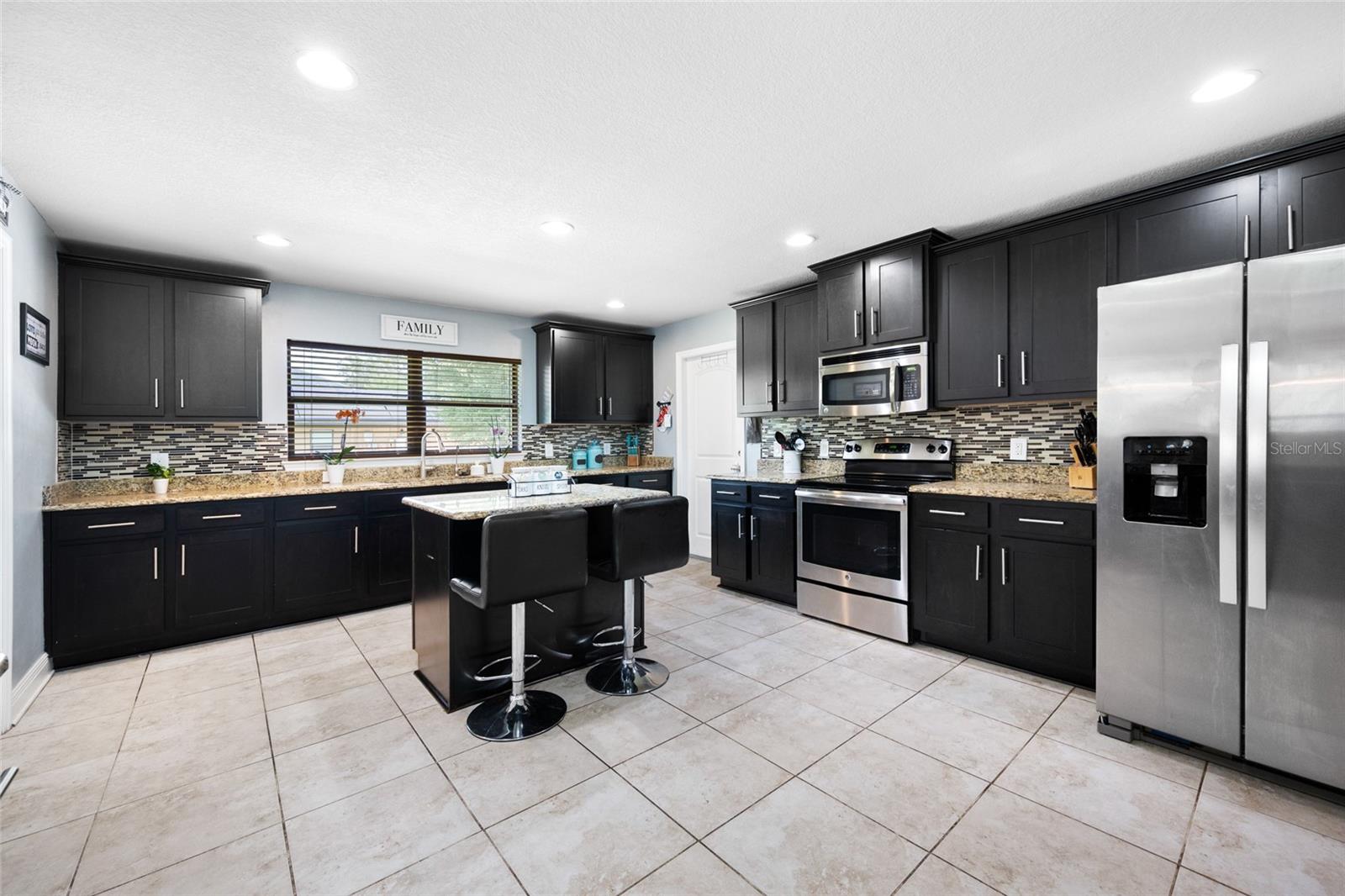 AUSTIN WOODS - Residential